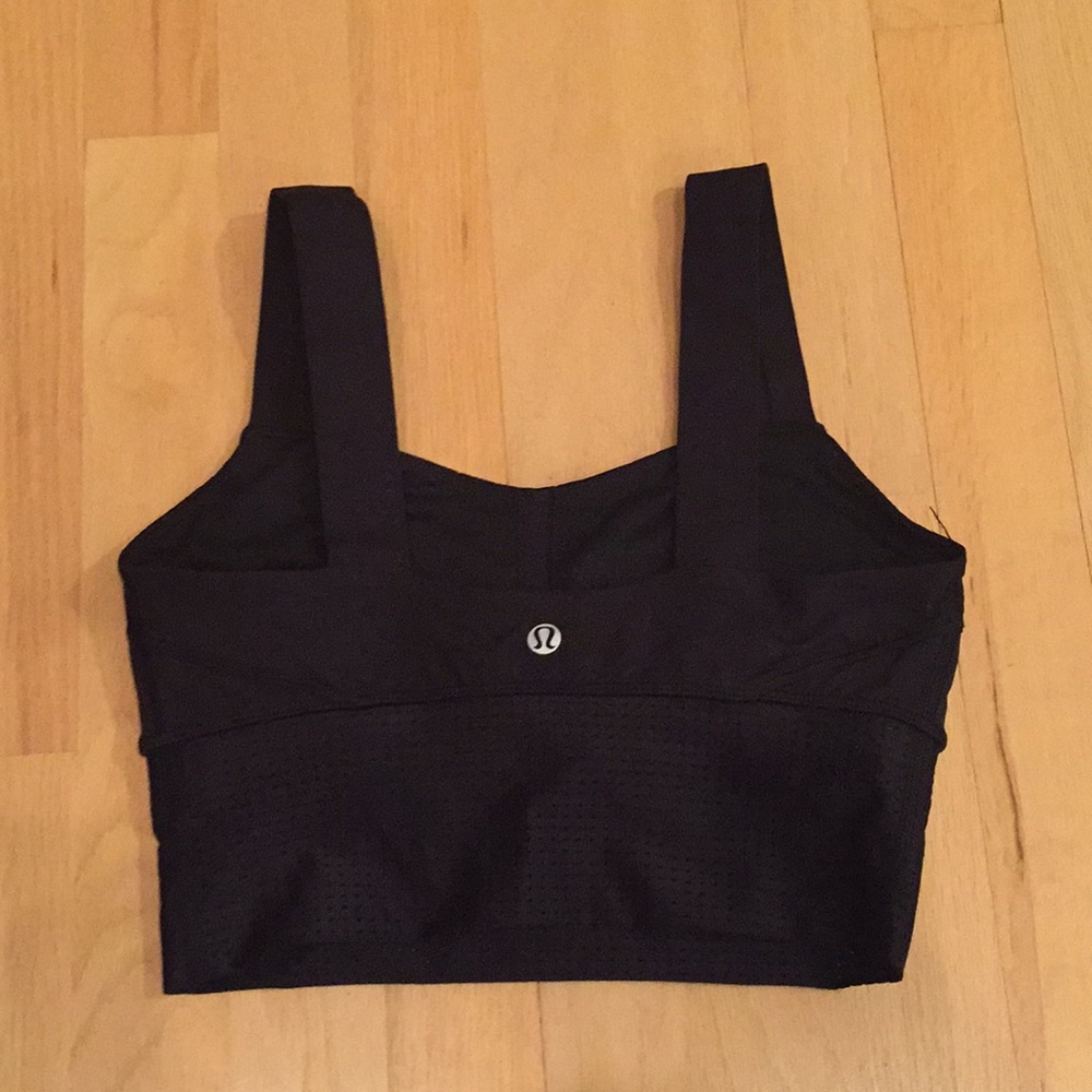 Lululemon Black Sports Bra (XS)